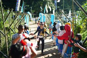 BIB: 
                            <button type="button" onclick="openModal(19042632)" class="btn btn-primary btn-sm float-right btn-popup" data-toggle="modal" data-target=".modal-high-quality">
                        <i class="fas fa-shopping-cart"></i> Add to Cart
                    </button>
                                            <button type="button" onclick="isThisMe(19042632, true)" class="btn btn-success btn-sm float-right btn-popup btn-isme hidden" data-toggle="tooltip" data-placement="bottom" title="นี่คือรูปของคุณใช่ไหม คลิกที่นี่เพื่อเอาเข้าอัลบั้ม">
                        <i class="fas fa-plus"></i> Add to album
                    </button>
                    <button type="button" onclick="isThisMe(19042632, false)" class="btn btn-warning btn-sm float-right btn-popup btn-isnotme hidden">
                        <i class="fas fa-ban"></i> Remove from album
                    </button>